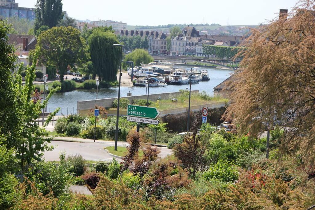 Maisonnette Au 15 Auxerre Zewnętrze zdjęcie